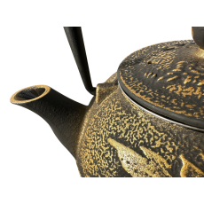 Kuro Hana Cast  Iron Teapot 0.9L