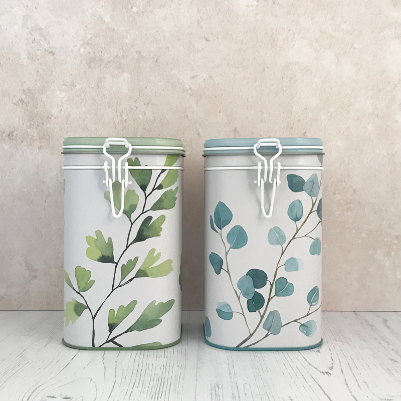 Trees tea Caddy