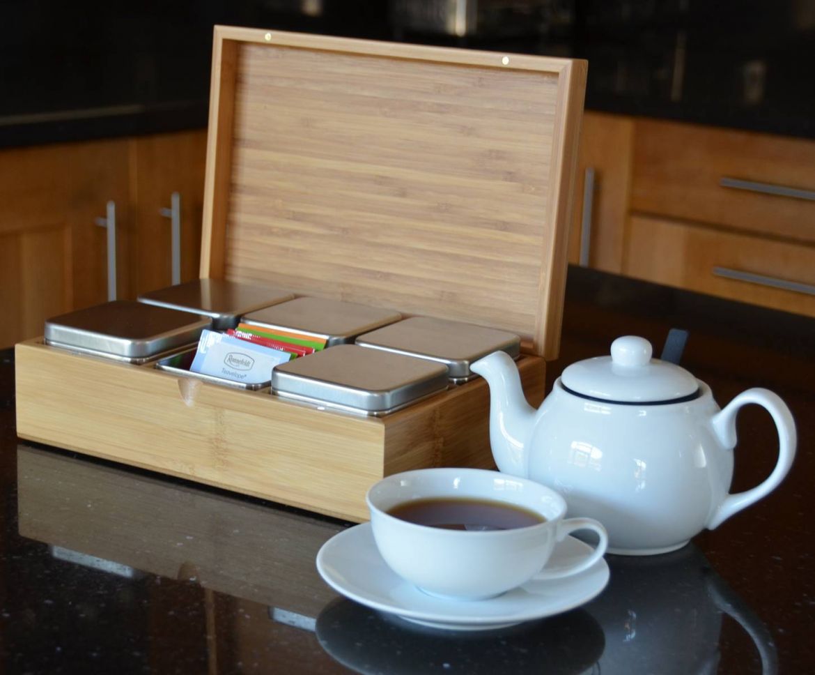 Wooden Tea Box with 6 Tins